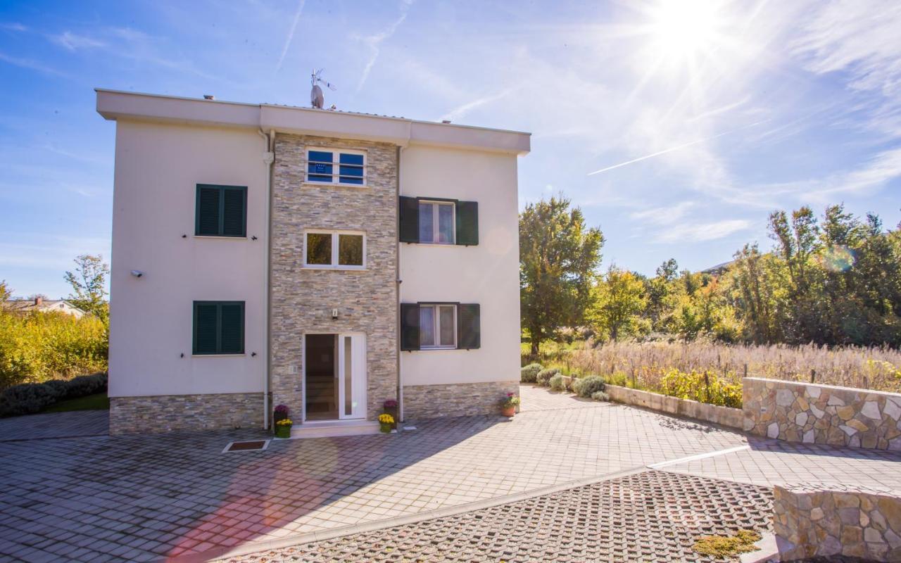 Apartments Lavanda Baska  Exterior photo
